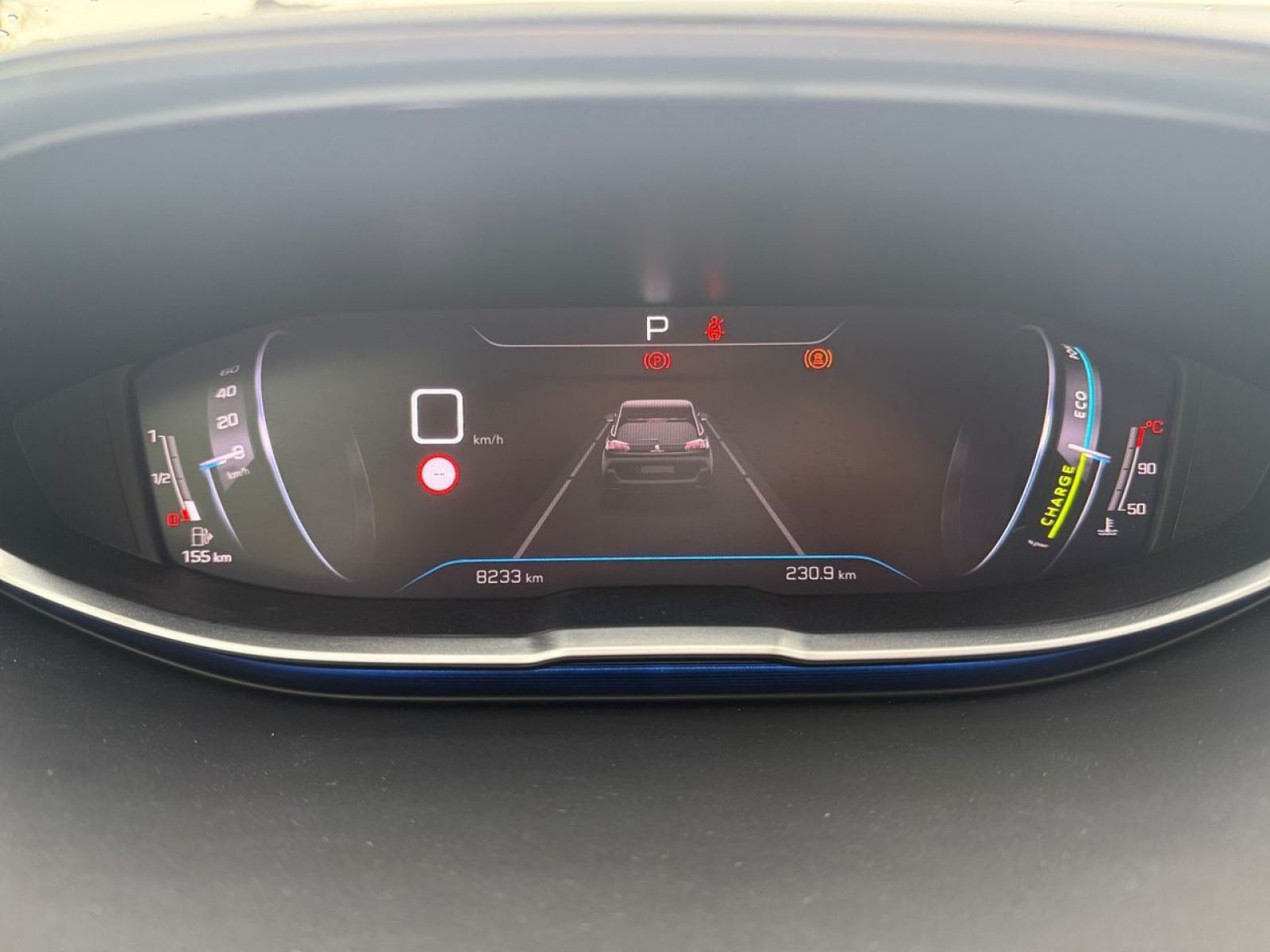 PEUGEOT 5008 1.2 100KW Allure Pack eDCS6 14 