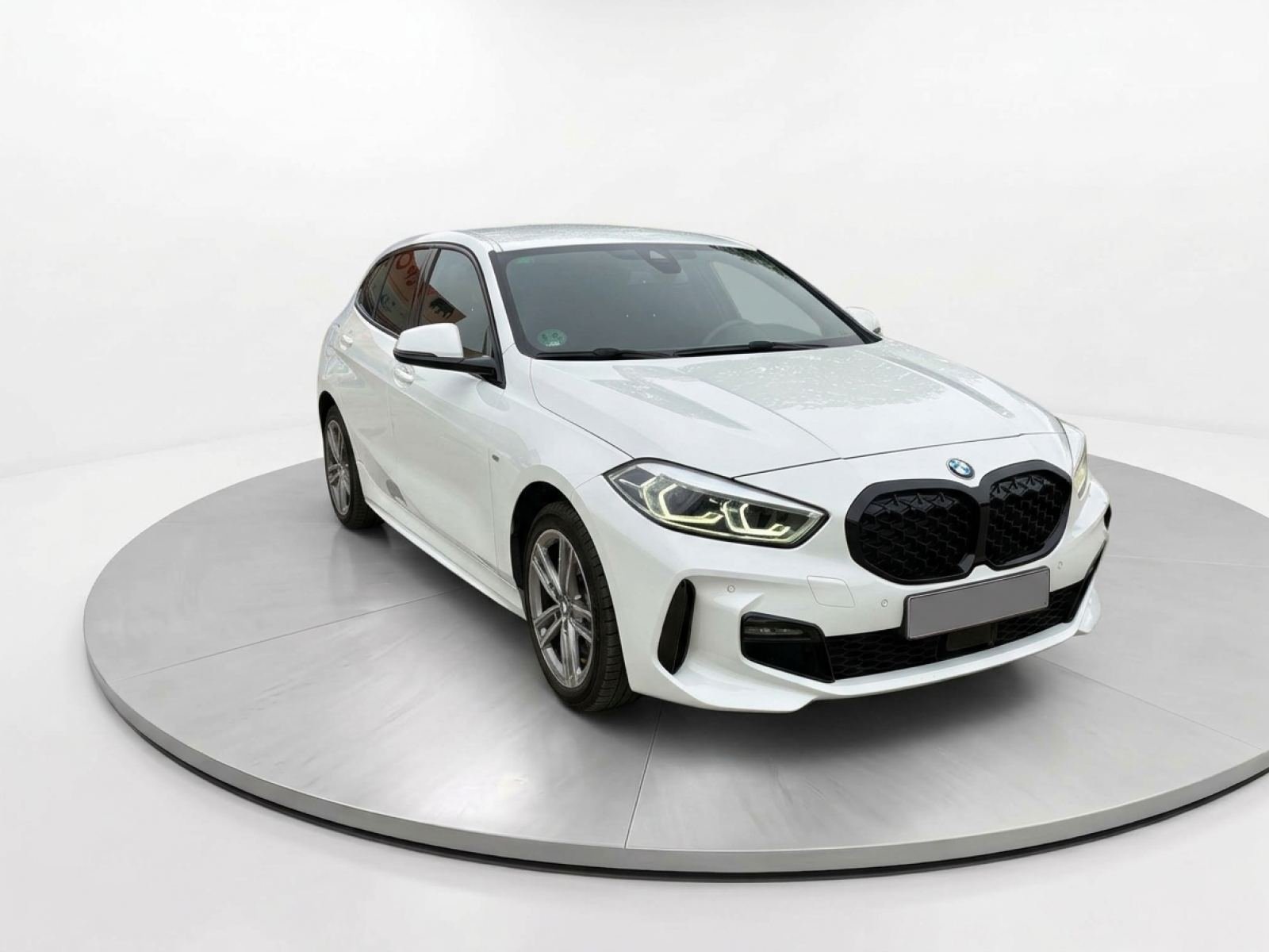 BMW SERIE 1 118d 8