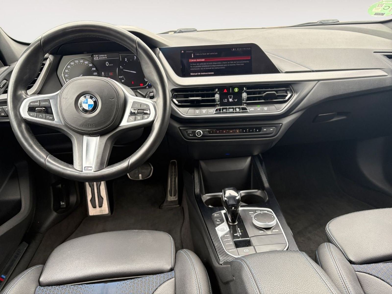 BMW SERIE 1 118d 11