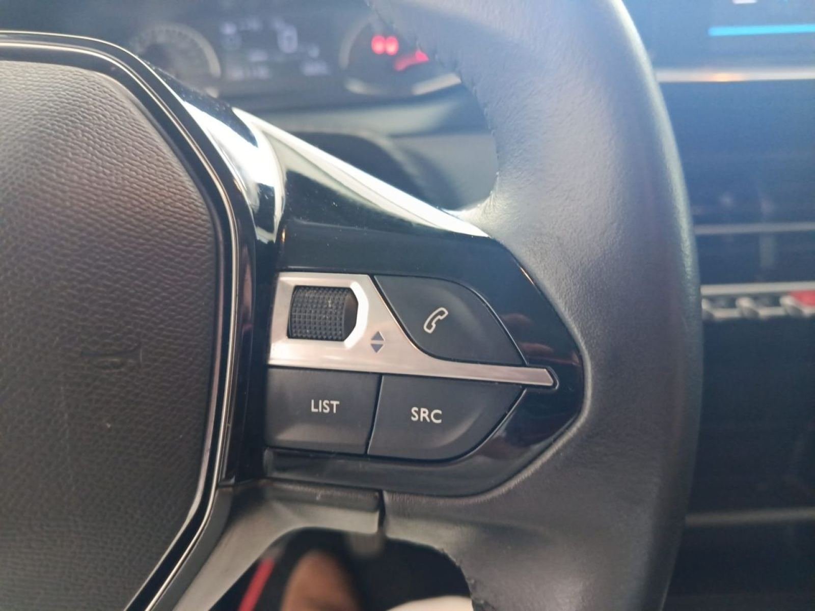 PEUGEOT 208 BlueHDi 73kW (100CV) Active 16