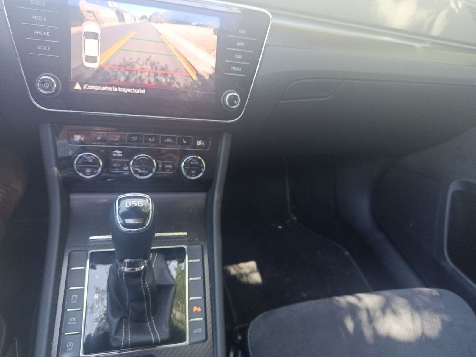 SKODA SUPERB Combi 2.0 TDI 140kW (190CV) DSG 4x4 L&K 17 