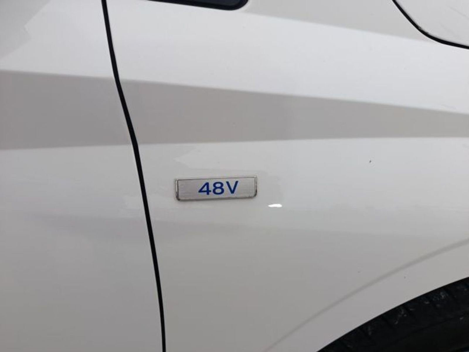 HYUNDAI I20 1.0 TGDI 74kW (100CV) 48V Essence 11