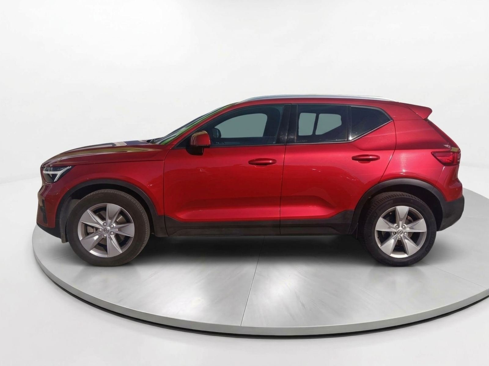 VOLVO XC40 2.0 B3 G Core Auto 17