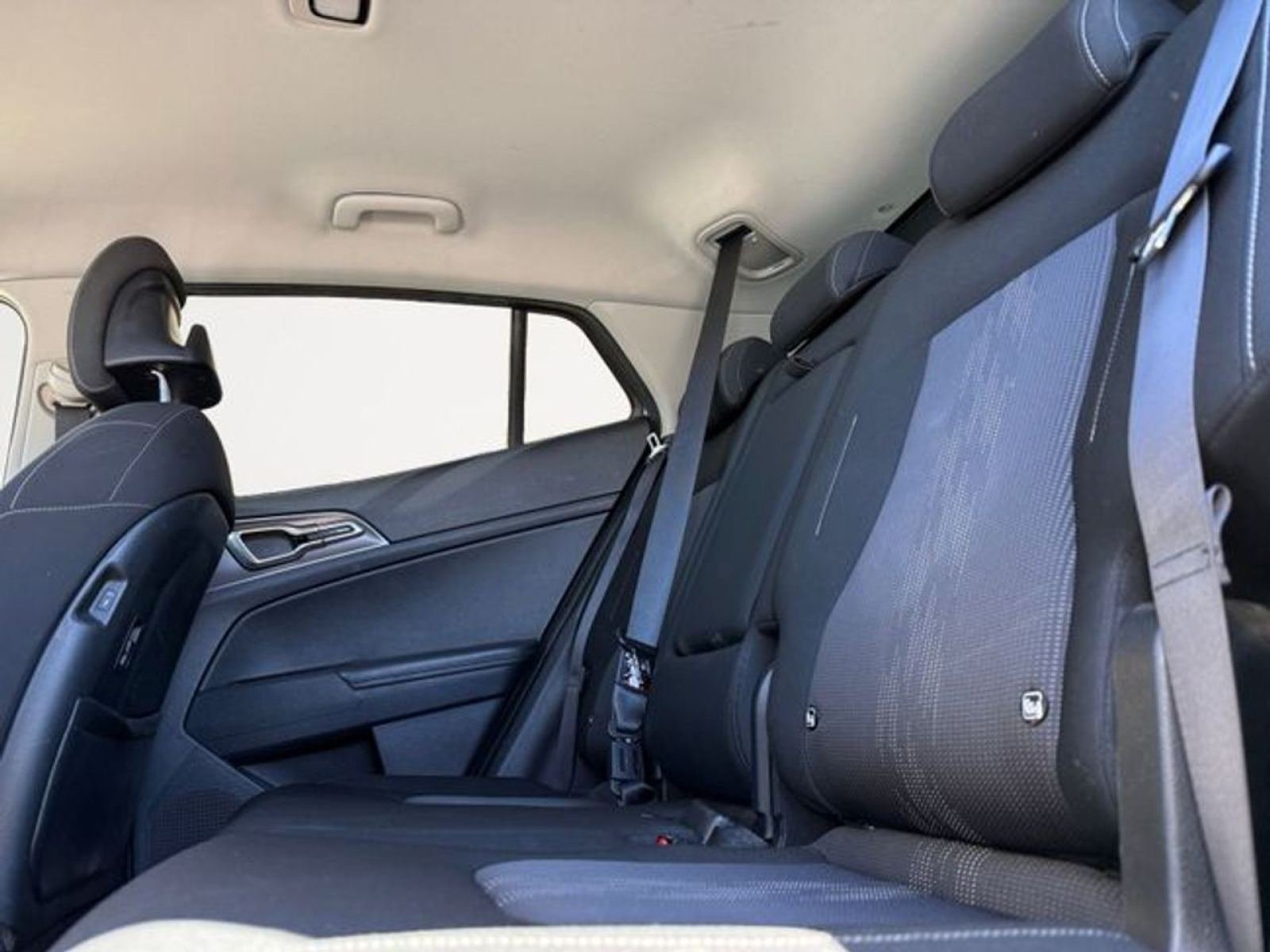 KIA SPORTAGE 1.6 T-GDi PHEV 198kW (265CV) Drive 4x4 14