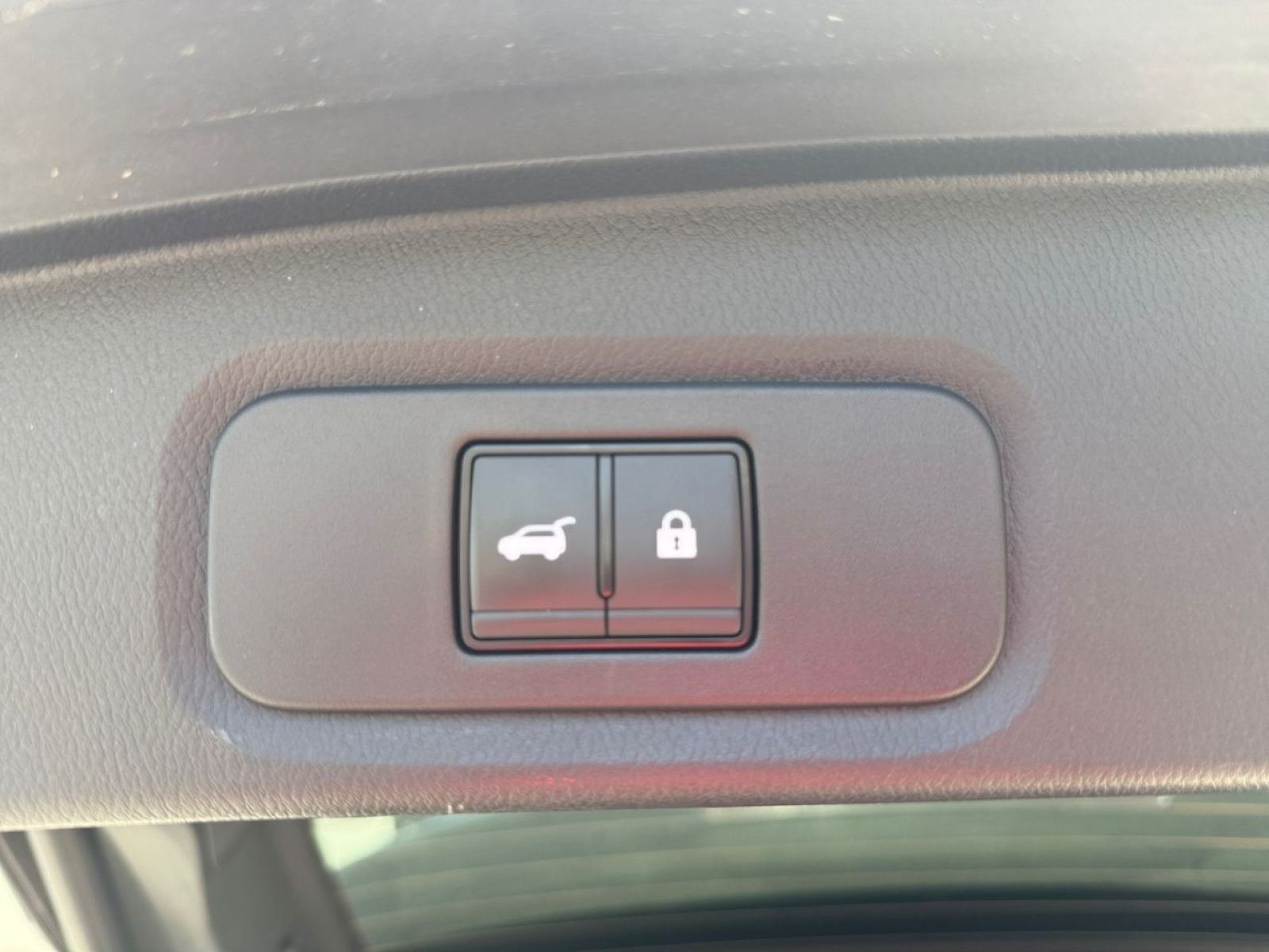 NISSAN QASHQAI DIG-T 117kW (158CV) mHEV CVT Tekna Prem. 14
