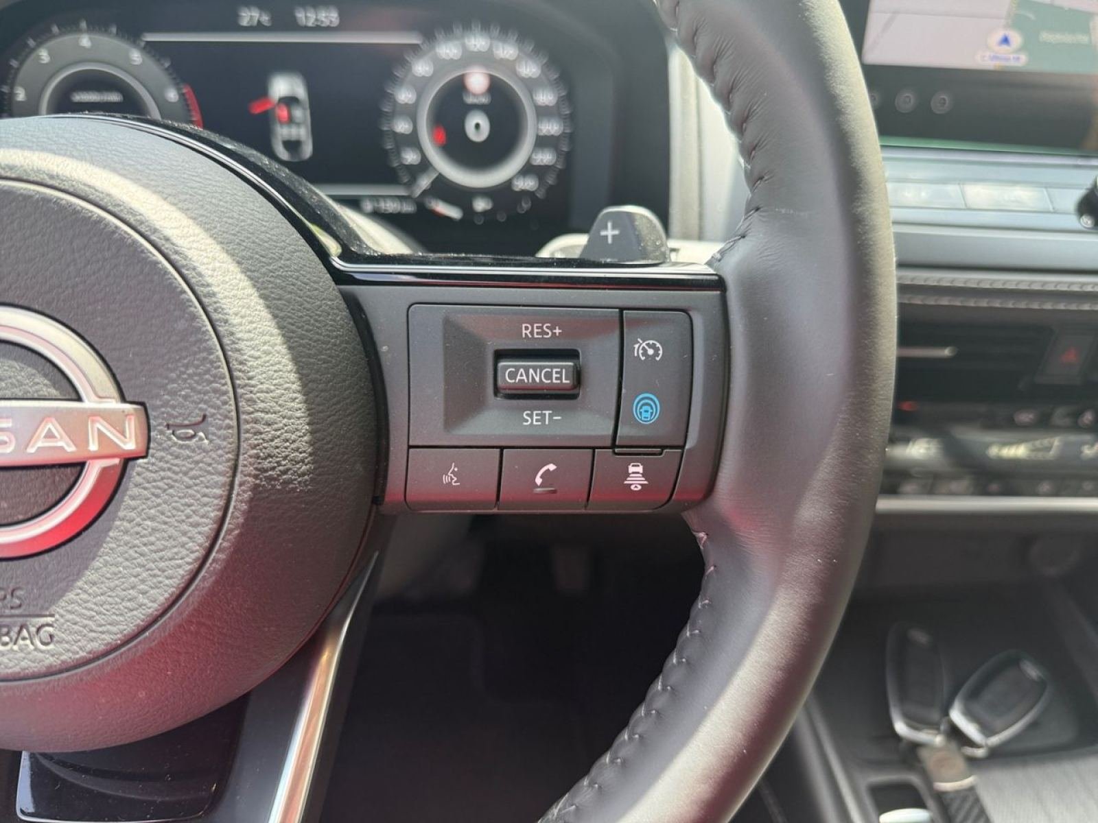 NISSAN QASHQAI DIG-T 117kW (158CV) mHEV CVT Tekna Prem. 16
