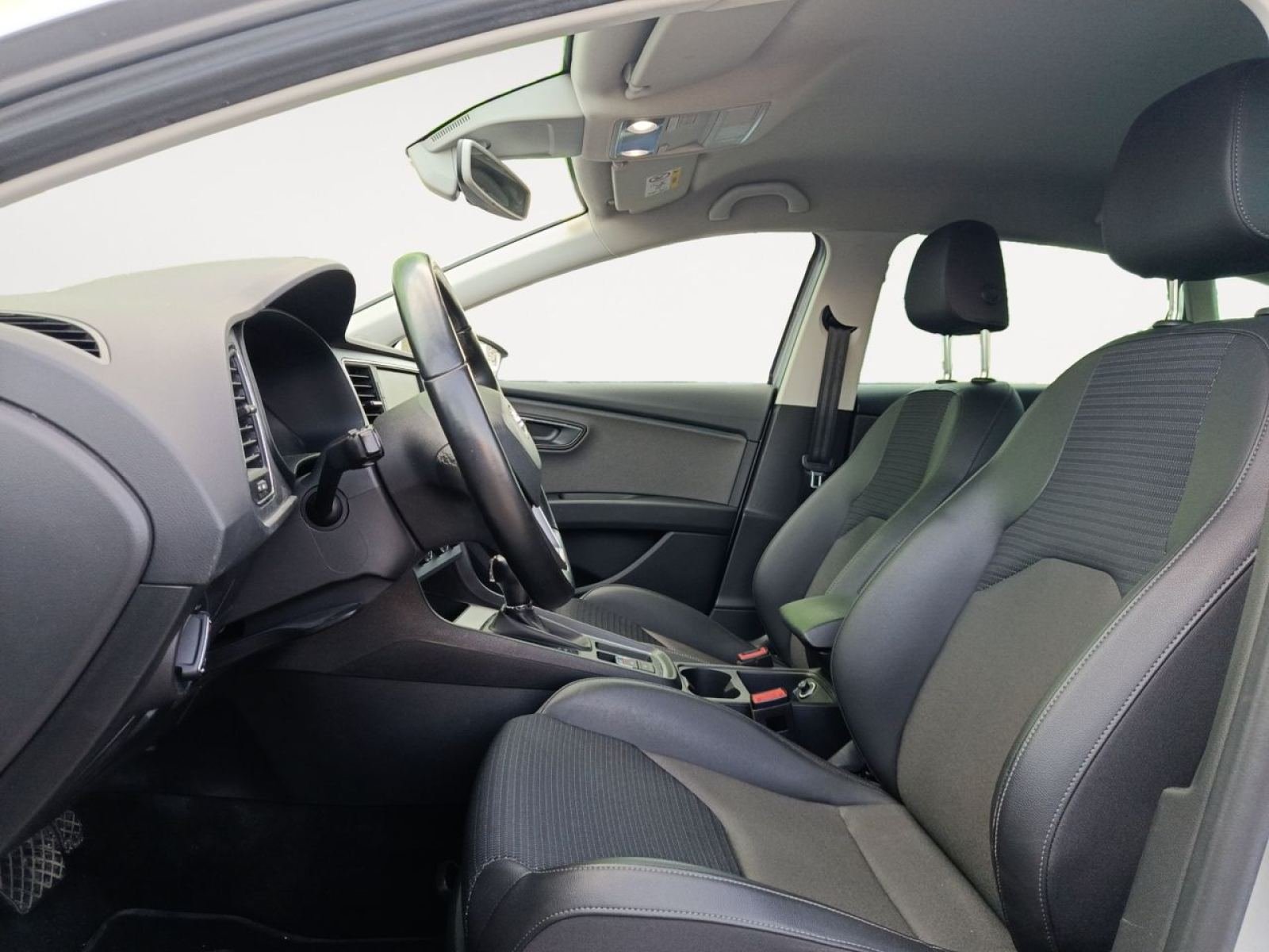 SEAT LEON 2.0 TDI 110kW DSG-7 S&S Xcellence Ed Pl 8