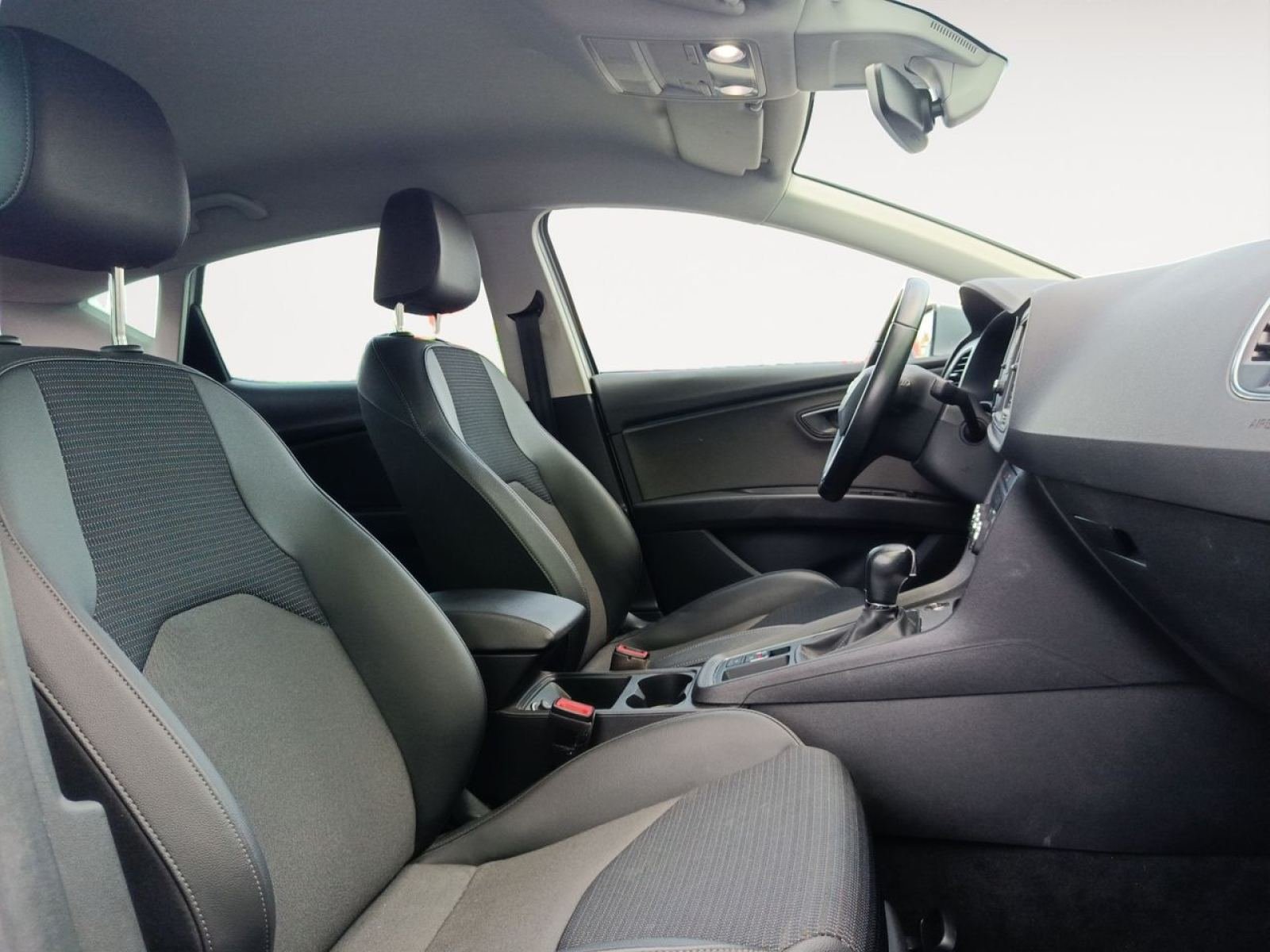 SEAT LEON 2.0 TDI 110kW DSG-7 S&S Xcellence Ed Pl 13