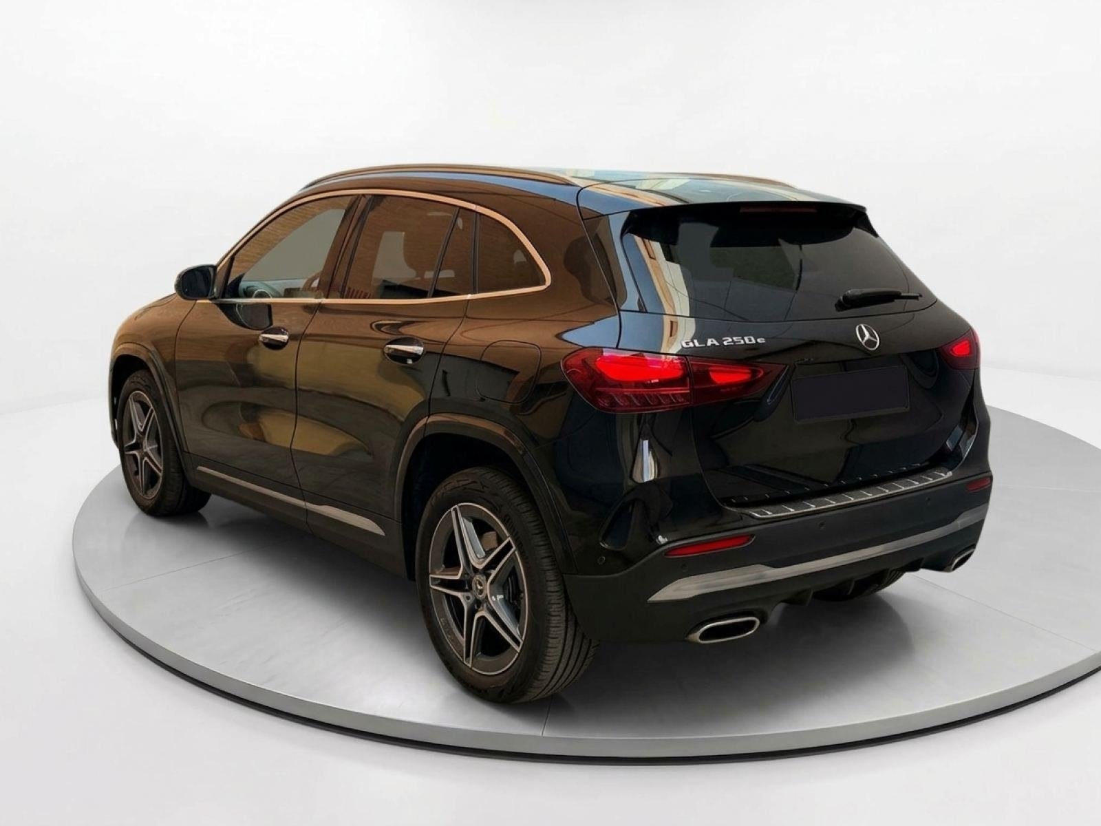 MERCEDES GLA GLA 250e 4