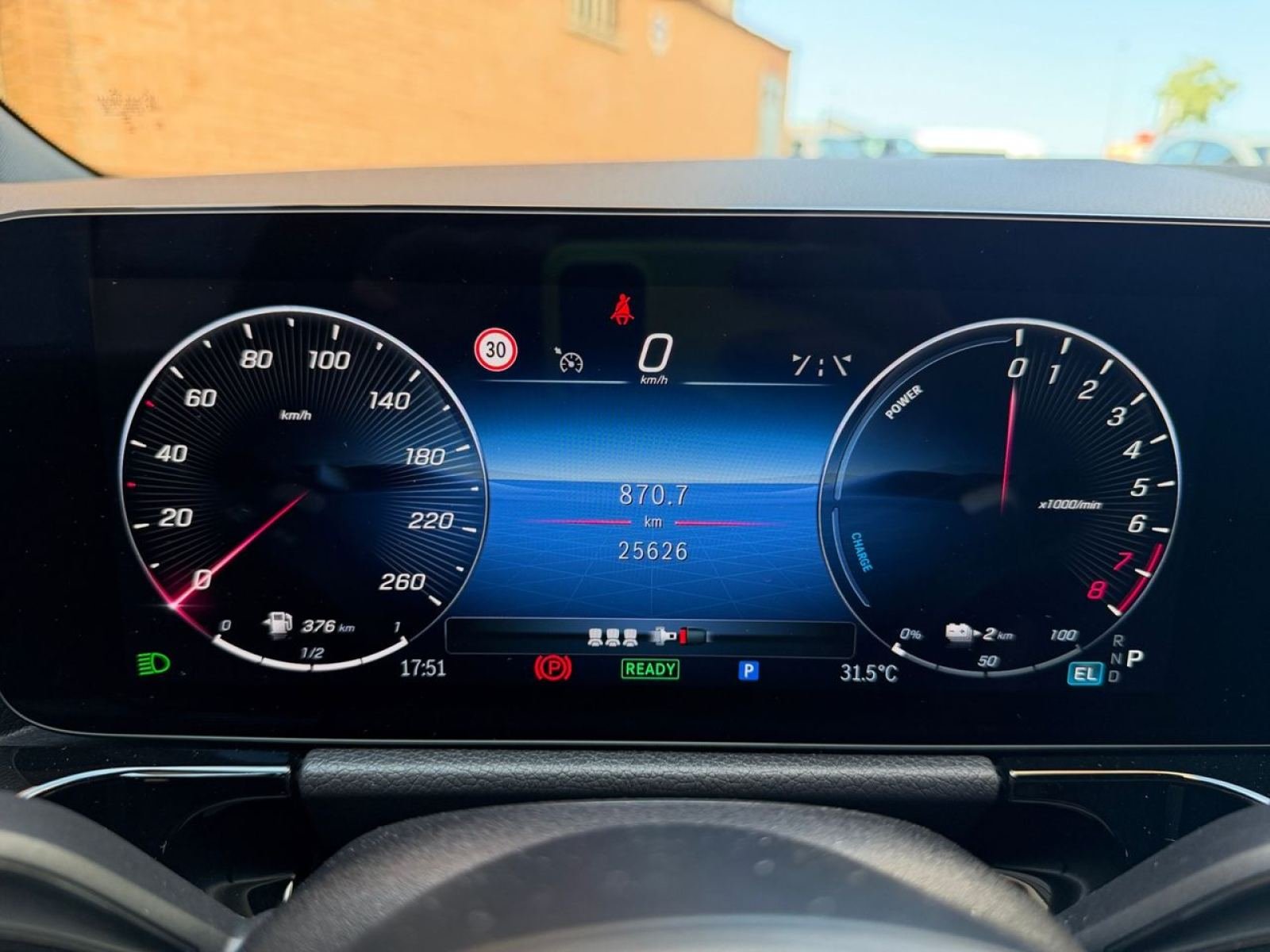 MERCEDES GLA GLA 250e 16
