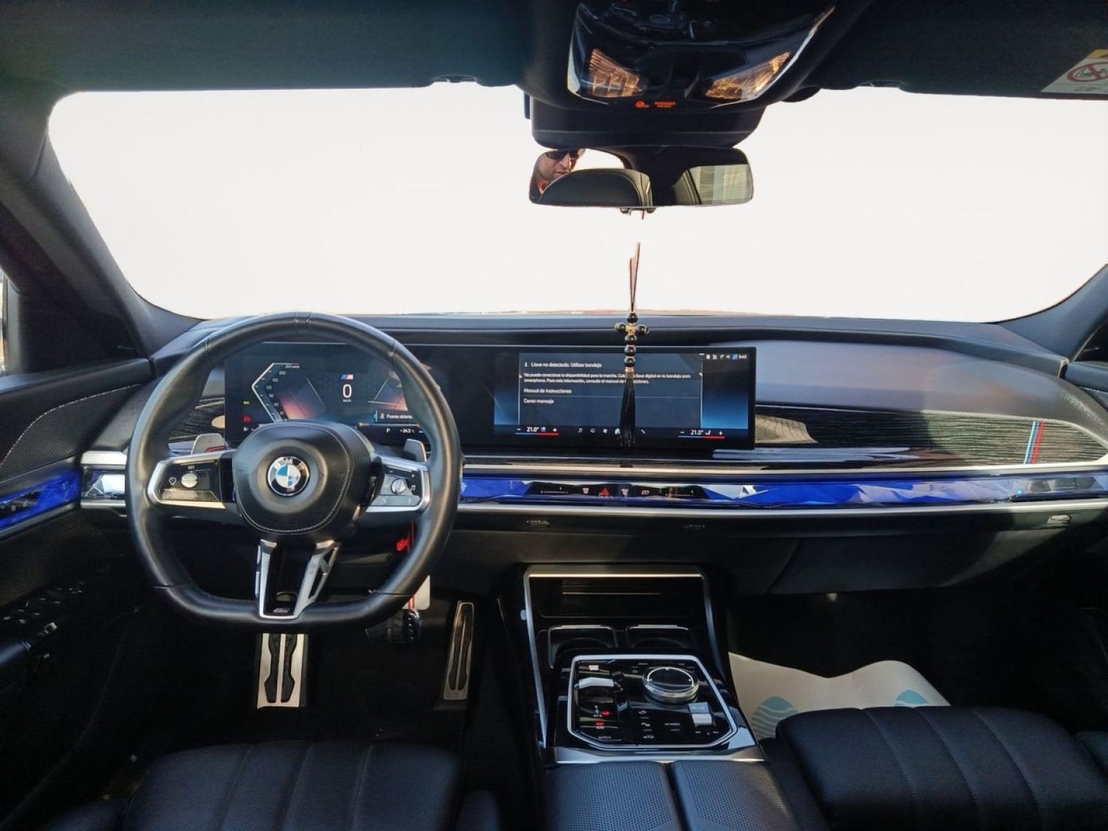 BMW SERIE 7 740d xDrive 11