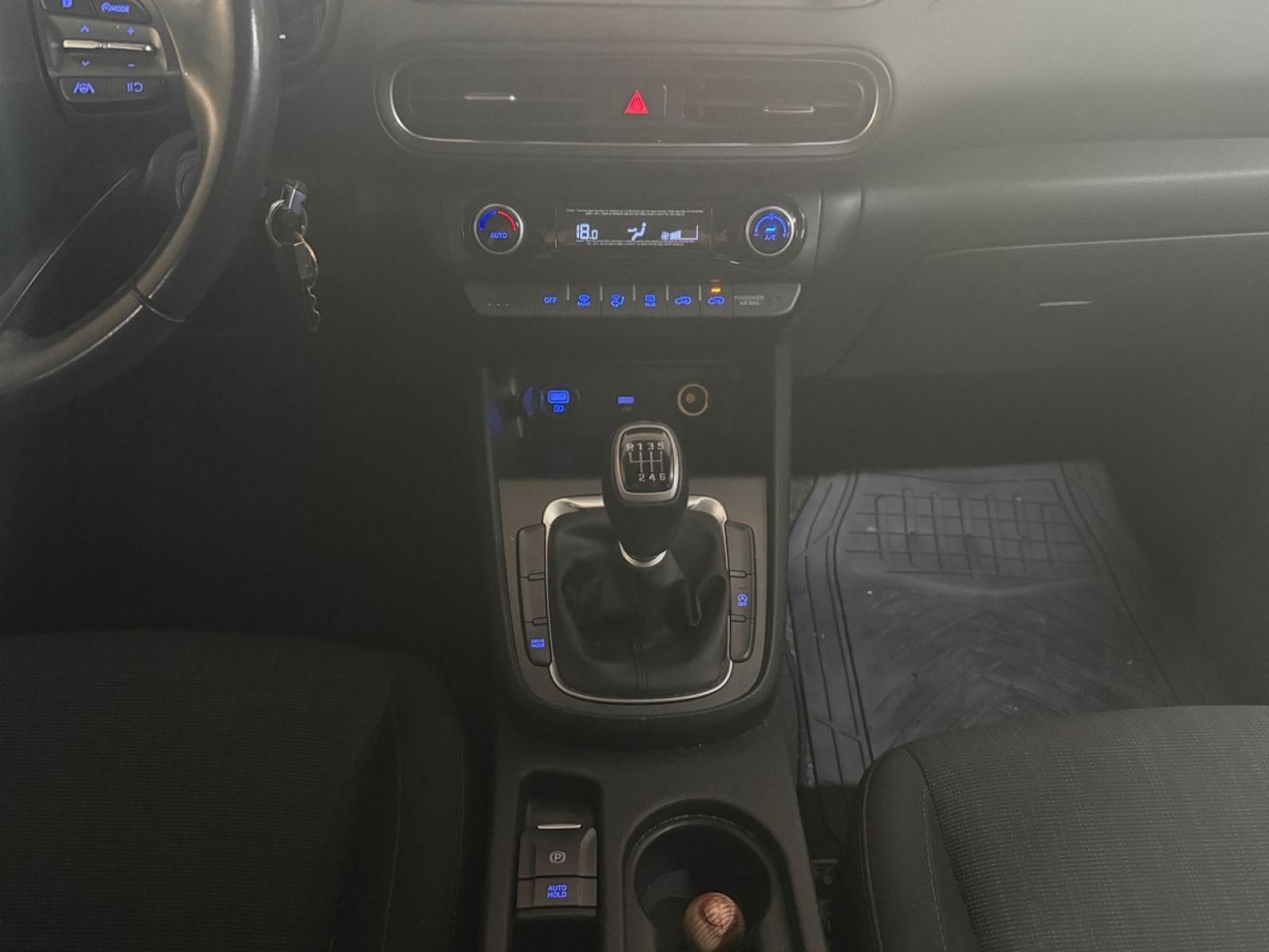 HYUNDAI KONA 1.0 TGDI 48V Tecno 4X2 10