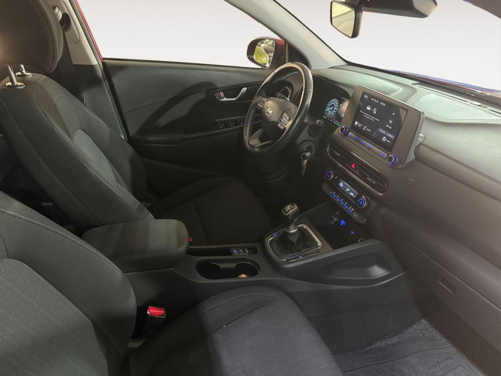 HYUNDAI KONA 1.0 TGDI 48V Tecno 4X2 13