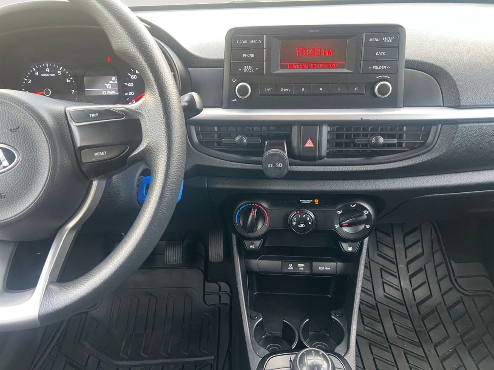 KIA PICANTO 1.0 CVVT 49kW (67CV) Concept 12
