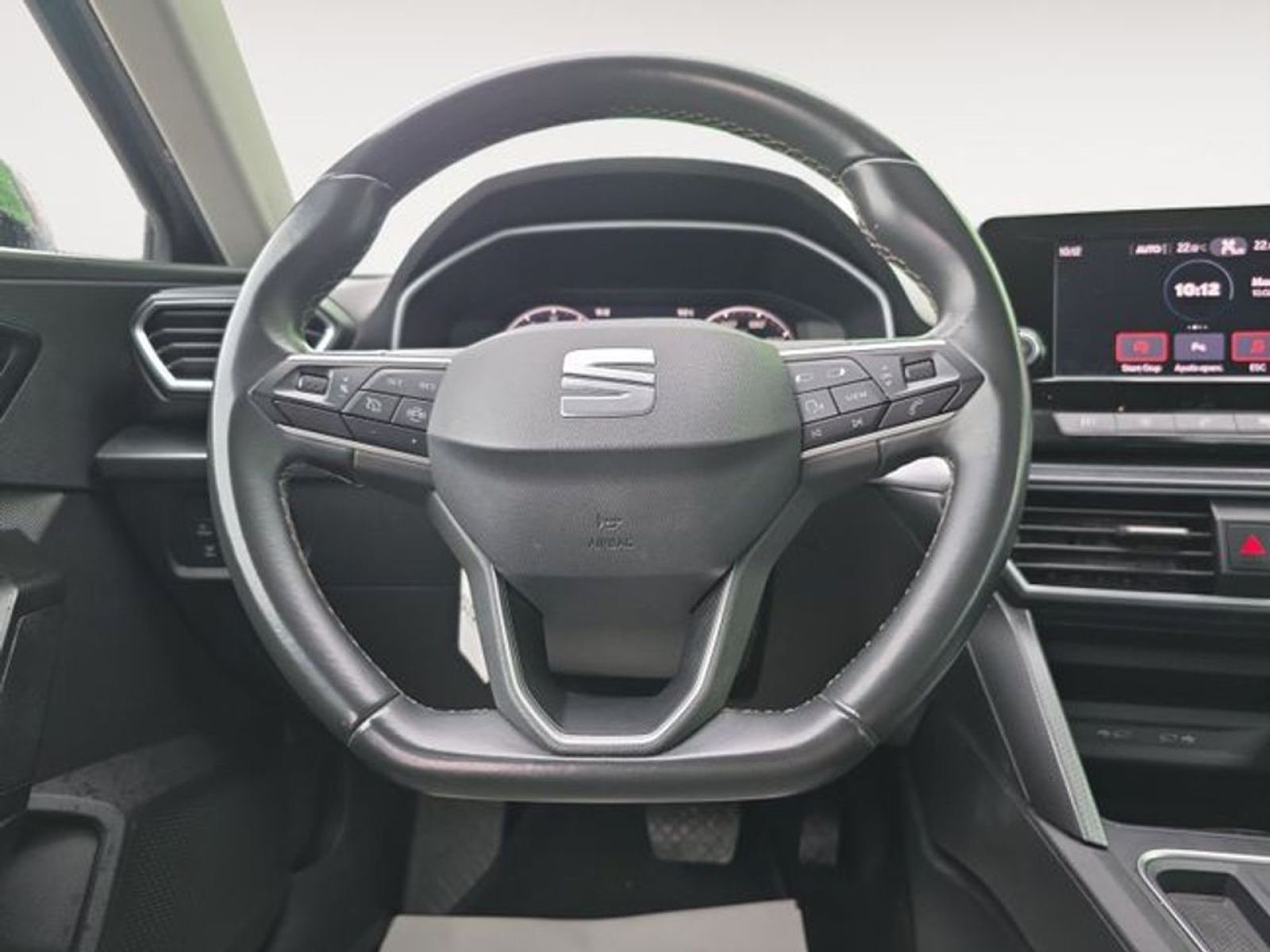 SEAT LEÓN 1.0 eTSI DSG SS Xcellence 9 