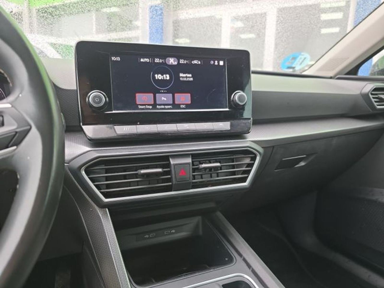 SEAT LEÓN 1.0 eTSI DSG SS Xcellence 14 
