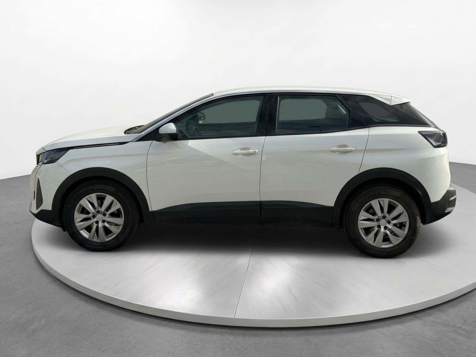 PEUGEOT 3008 1.5 BlueHDi 96kW Active Pack EAT8 22