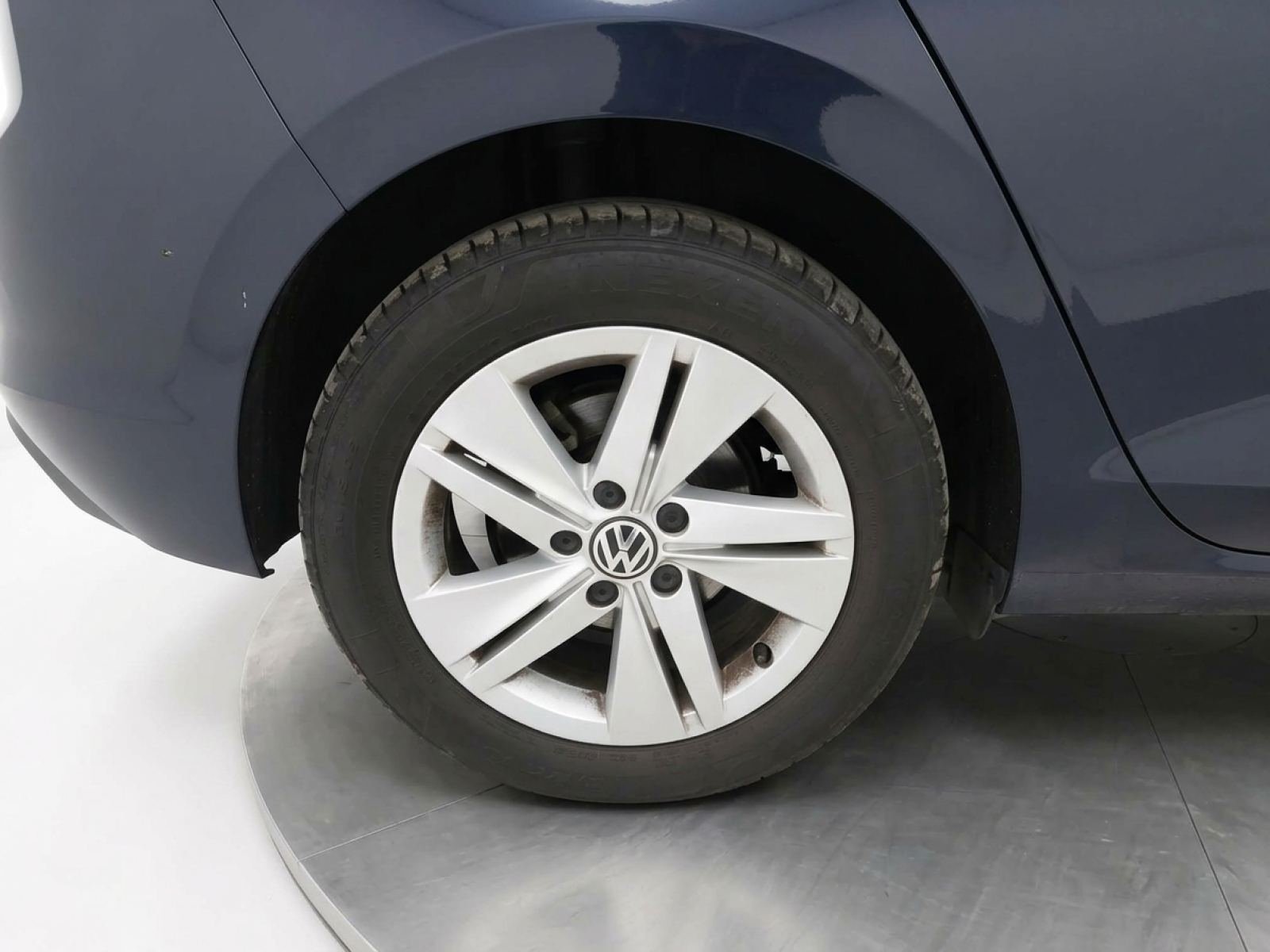 VOLKSWAGEN GOLF Life 2.0 TDI 85kW (115CV) 21 