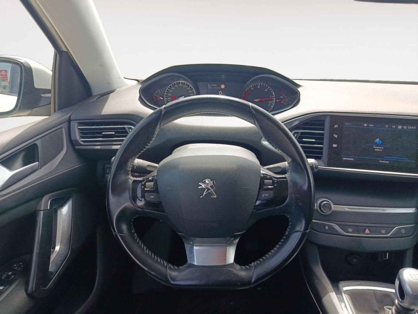 PEUGEOT 308 5p Tech Ed. 1.5 BlueHDi 96KW (130CV) 13 