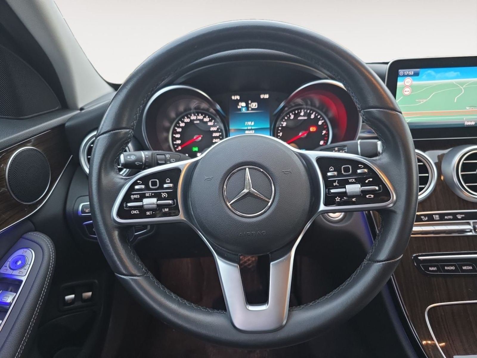 MERCEDES CLASE C C 300 e Estate 11 