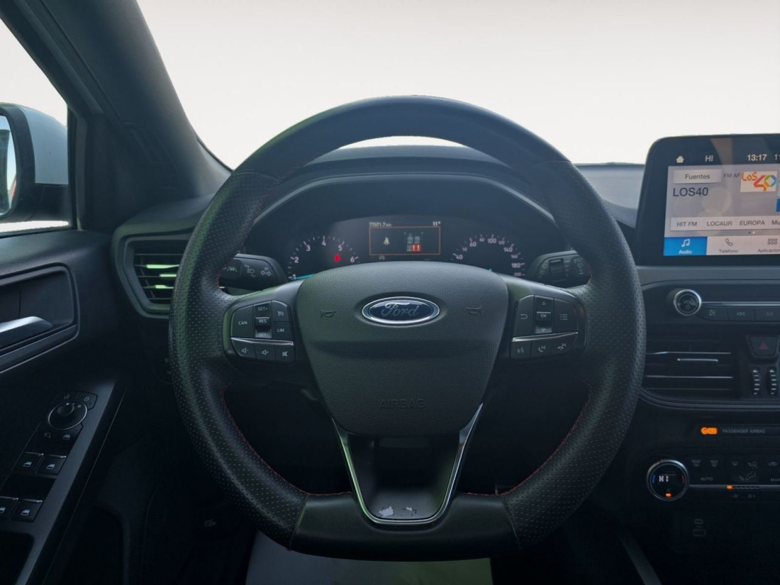 FORD FOCUS 1.0 Ecoboost MHEV 92kW ST-Line Style SIP 10