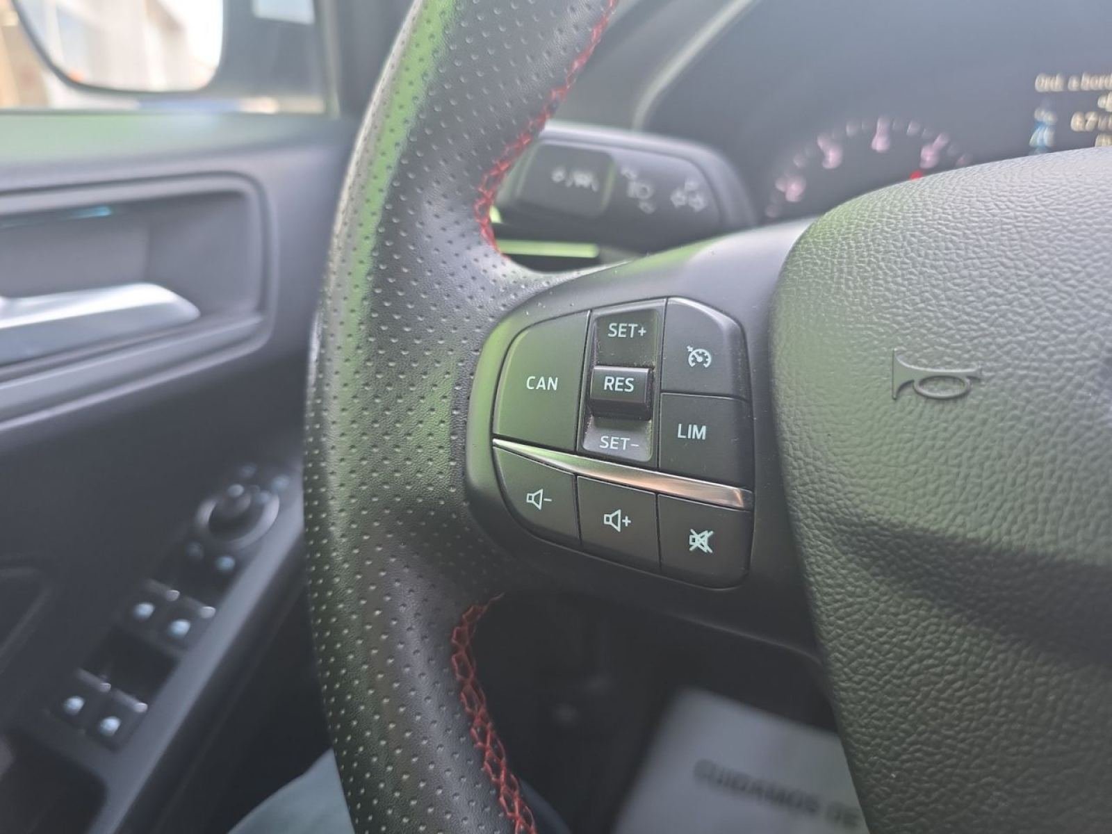 FORD FOCUS 1.0 Ecoboost MHEV 92kW ST-Line Style SIP 15