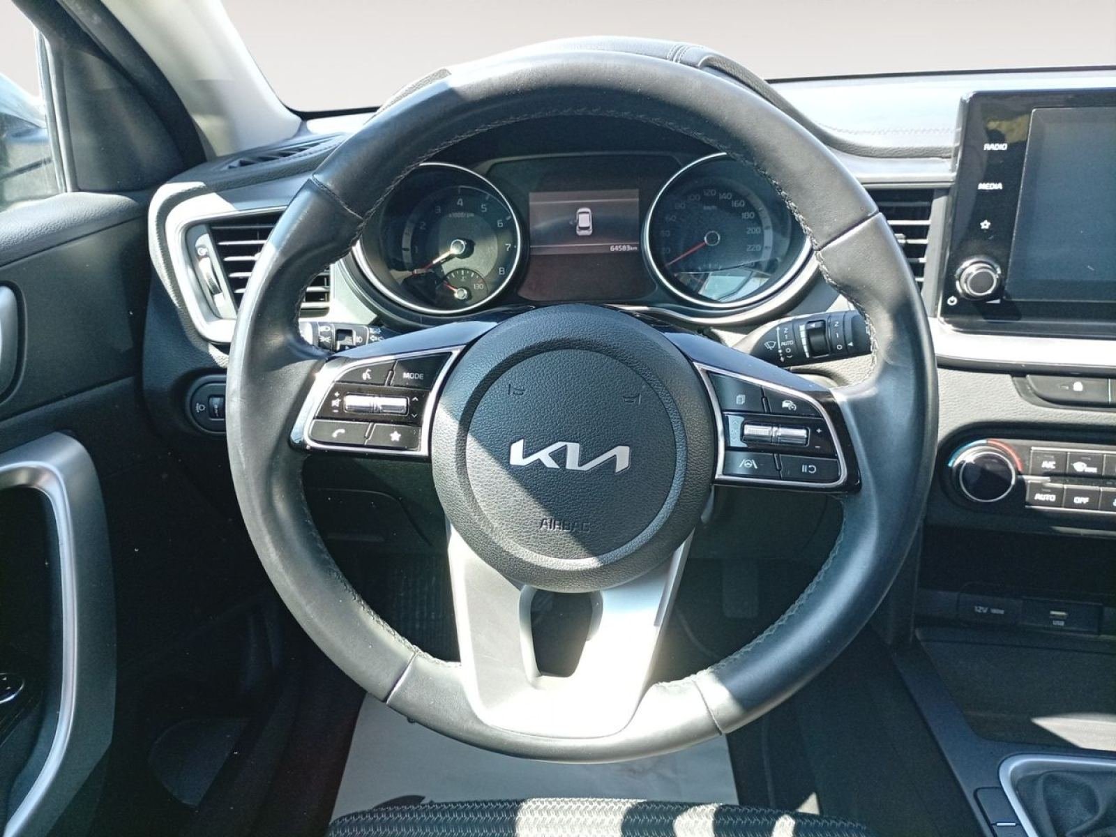 KIA CEED 1.0 T-GDi 88kW (120CV) Drive 13 