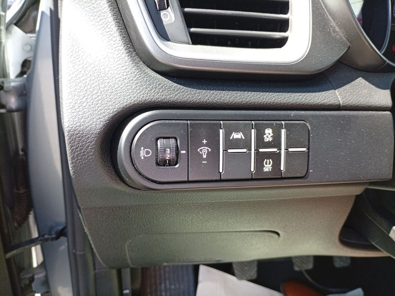 KIA CEED 1.0 T-GDi 88kW (120CV) Drive 22 