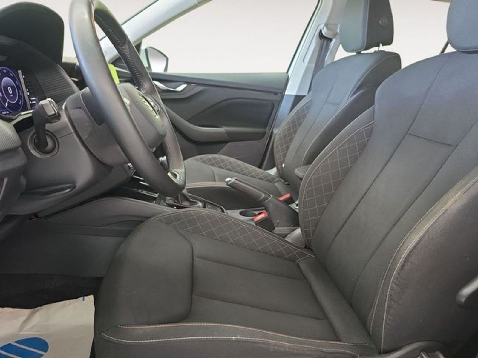 SKODA KAMIQ 1.0 TSI 81kW (110CV) DSG Ambition 10 