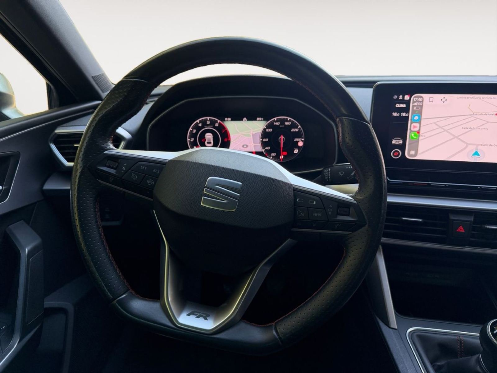 SEAT LEON 1.0 TSI 81kW S&S FR 25 Aniversario 10