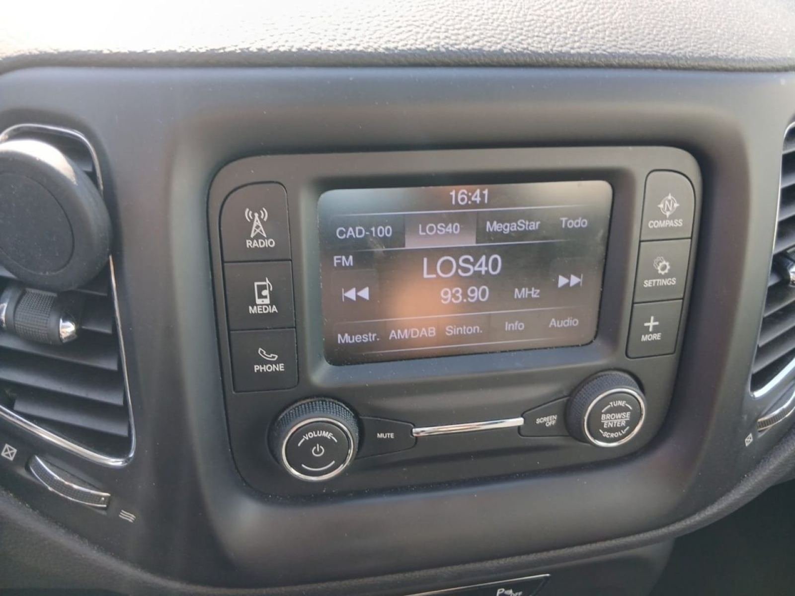JEEP COMPASS 1.4 Mair 103kW Longitude 4x2 16