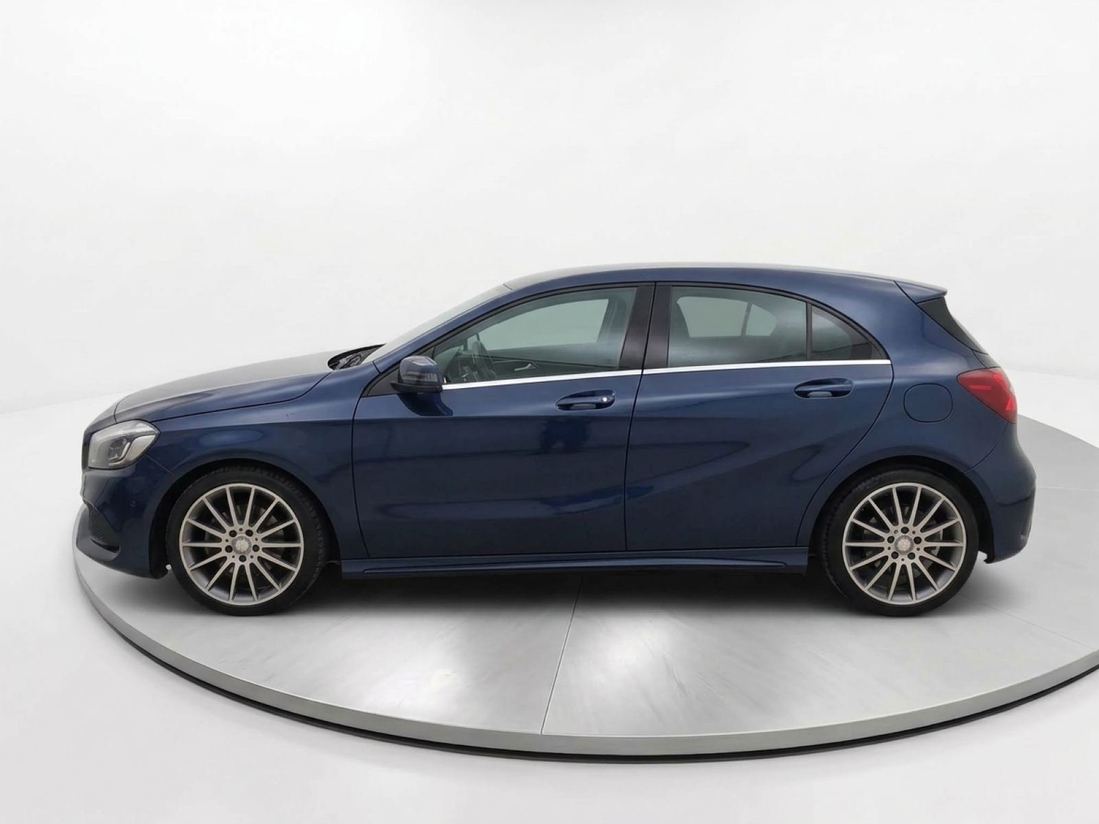MERCEDES CLASE A A 200 d 4