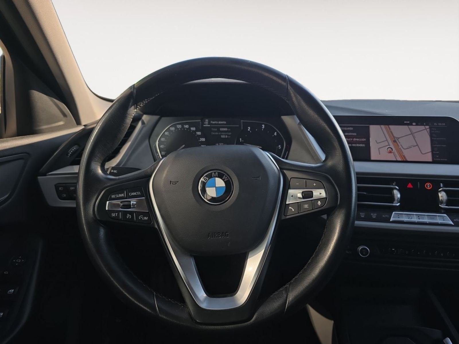 BMW SERIE 1 118d 11