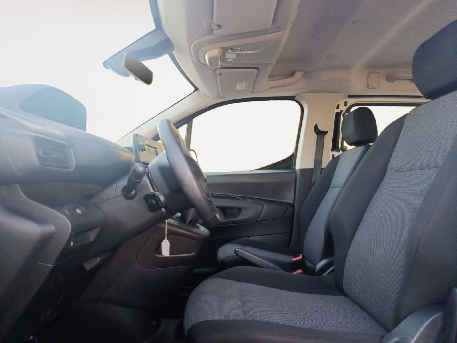PEUGEOT RIFTER Style Long BlueHDi 96kW 11