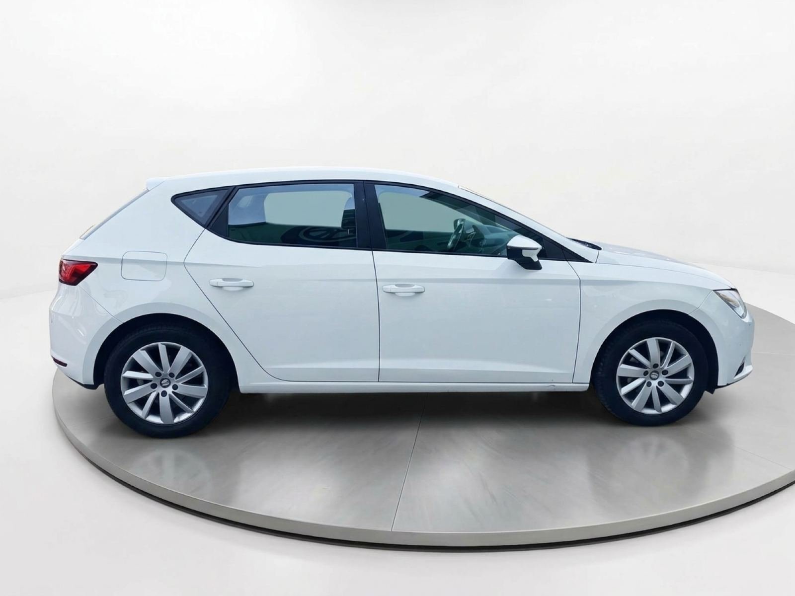 SEAT LEON 1.6 TDI 66kW (90CV) Reference Plus 15