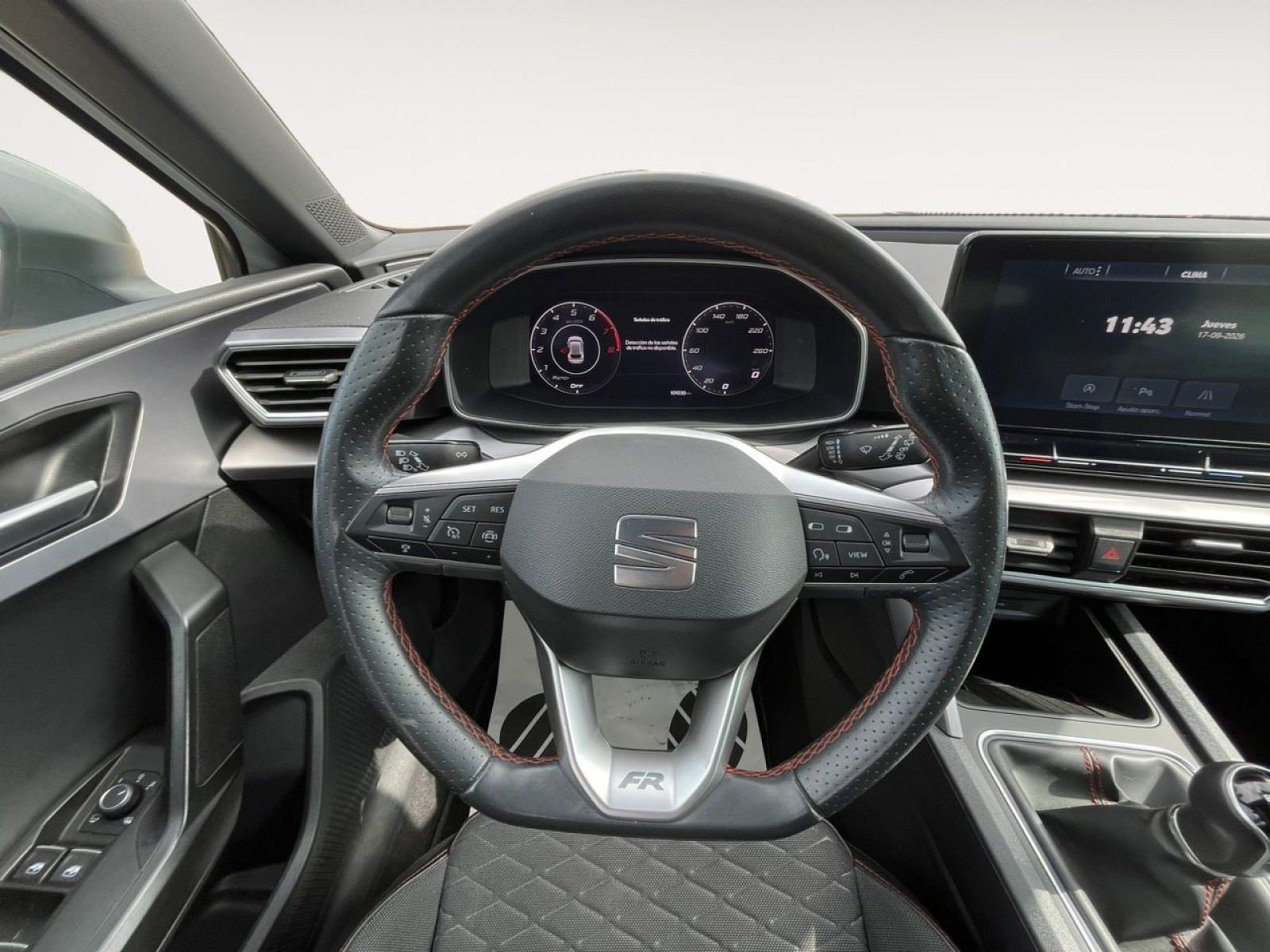 SEAT LEON 1.0 TSI 81kW S&S FR 25 Aniversario 11
