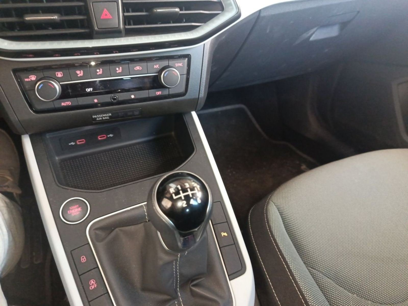 SEAT IBIZA 1.0 TSI 81kW (110CV) Special Edition 22