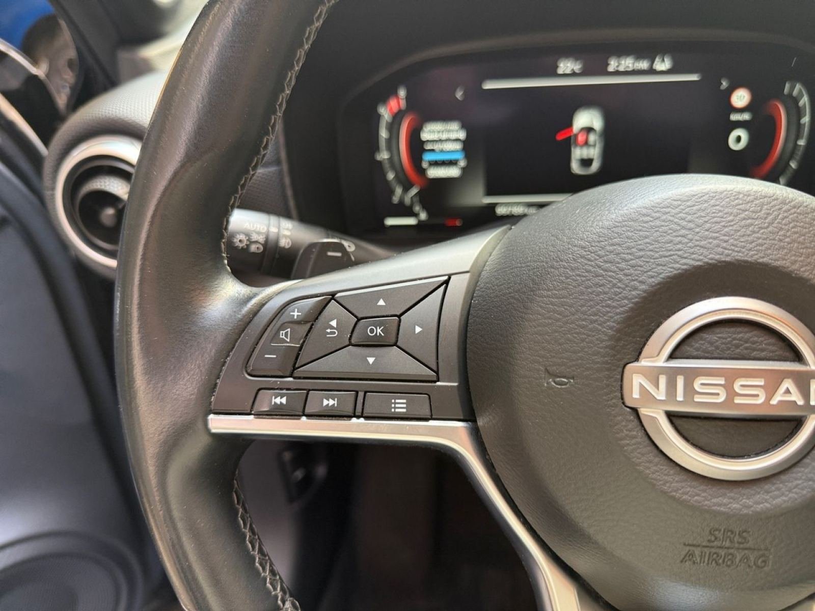 NISSAN JUKE DIG-T 84 kW (114 CV) 6M/T N-Connecta 18 