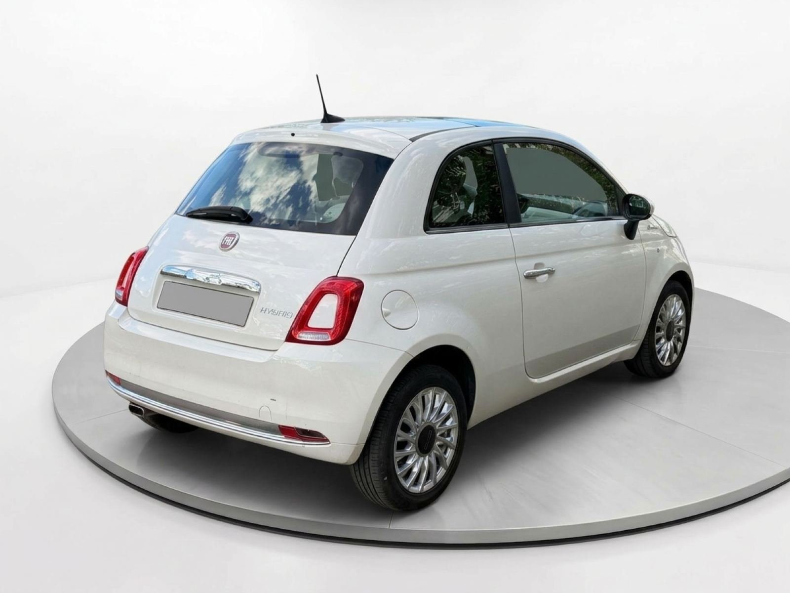 FIAT 500 Dolcevita 1.0 Hybrid 51KW (70 CV) 4