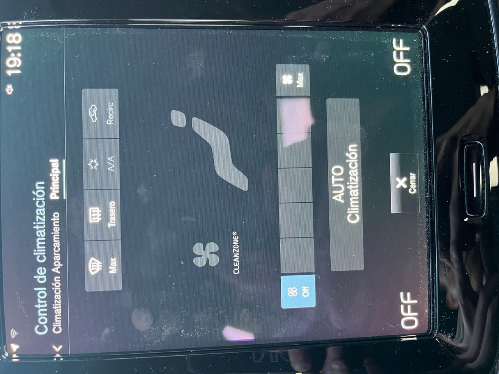 VOLVO XC40 1.5 T5 Twin Recharge Inscription Ex Auto 18