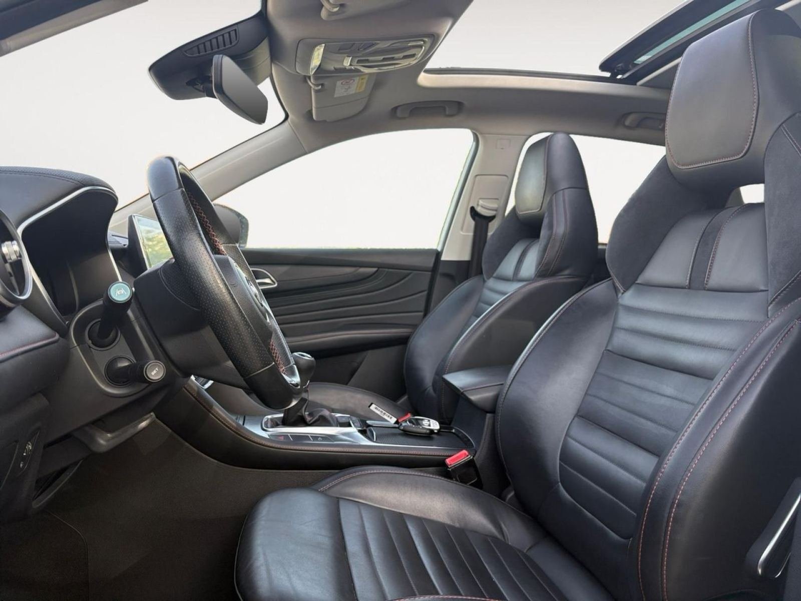 MG ZS 1.5 Turbo GDI Luxury 7