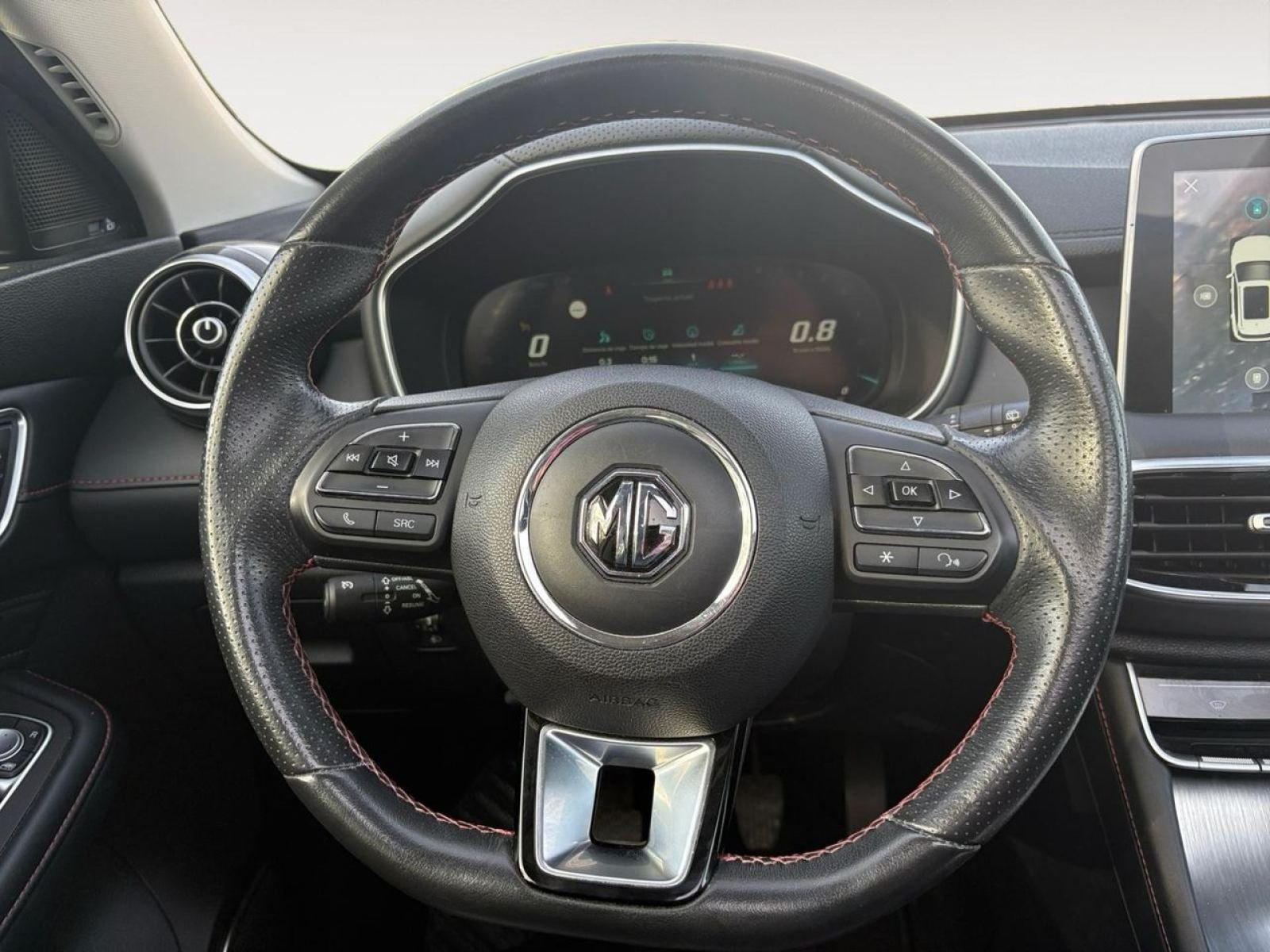 MG ZS 1.5 Turbo GDI Luxury 10