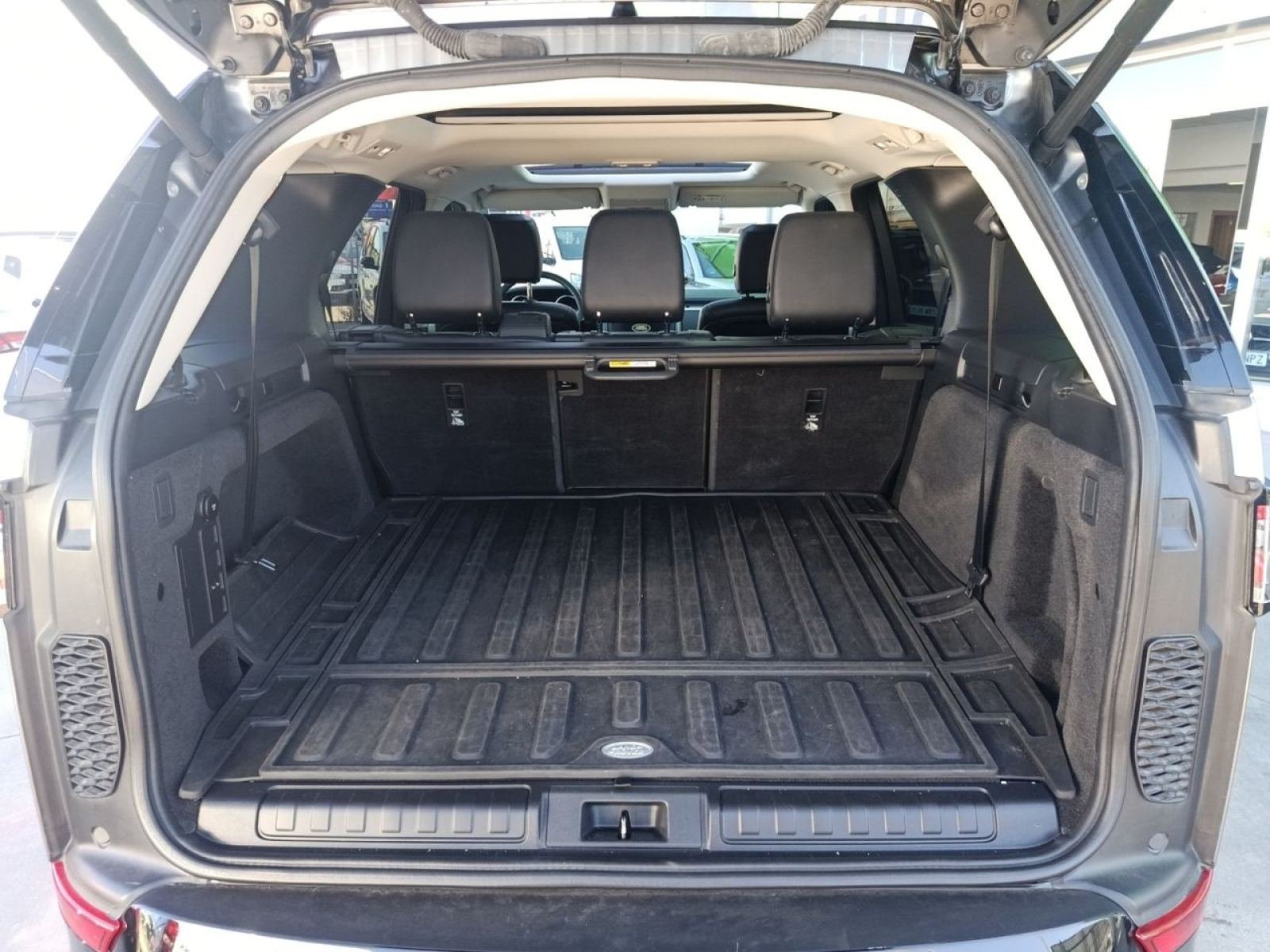 LAND-ROVER DISCOVERY 3.0 SDV6 225kW (306CV) HSE Luxury Auto 21 