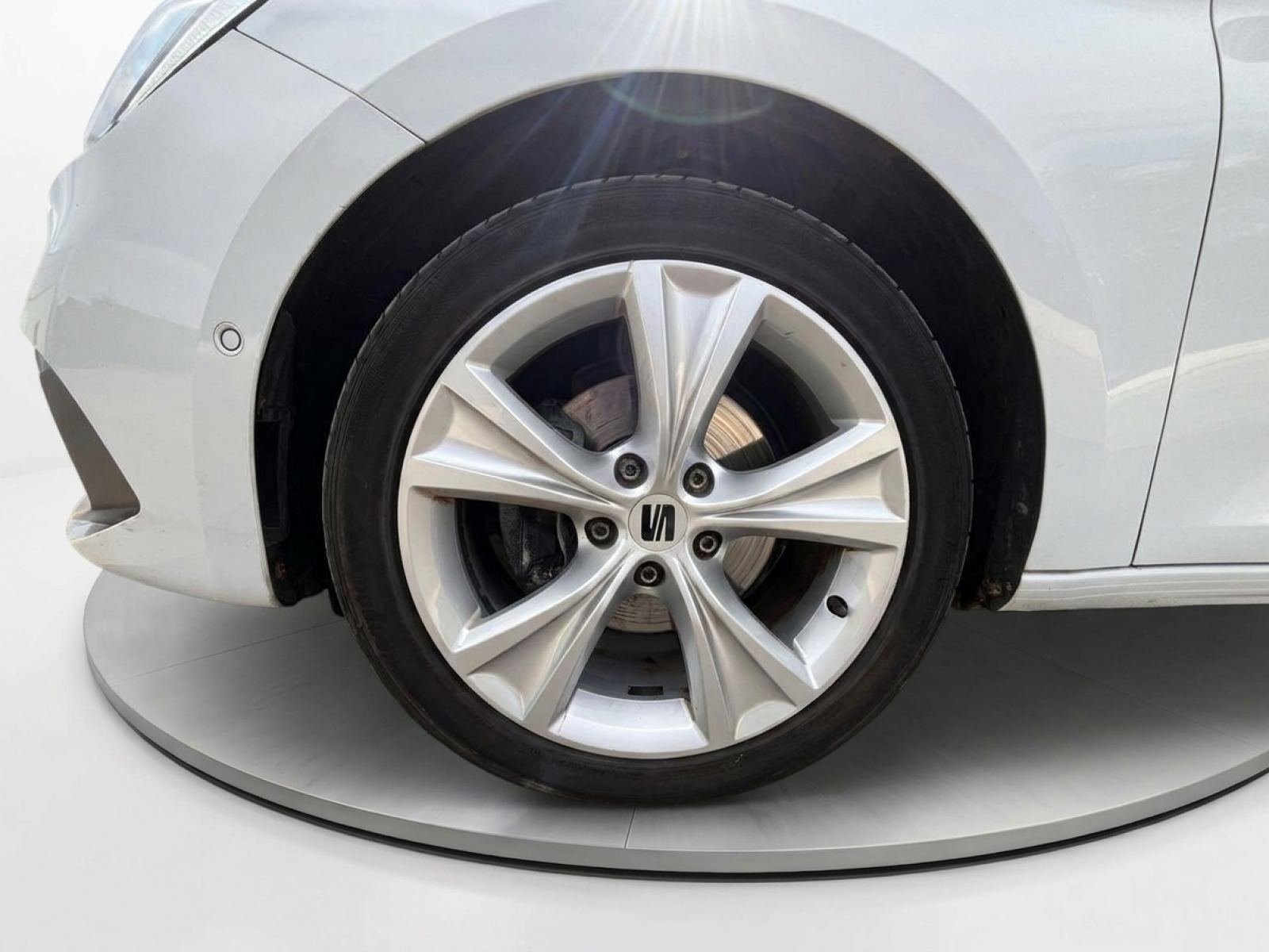 SEAT LEON 1.0 TSI 81kW S&S FR 25 Aniversario 11