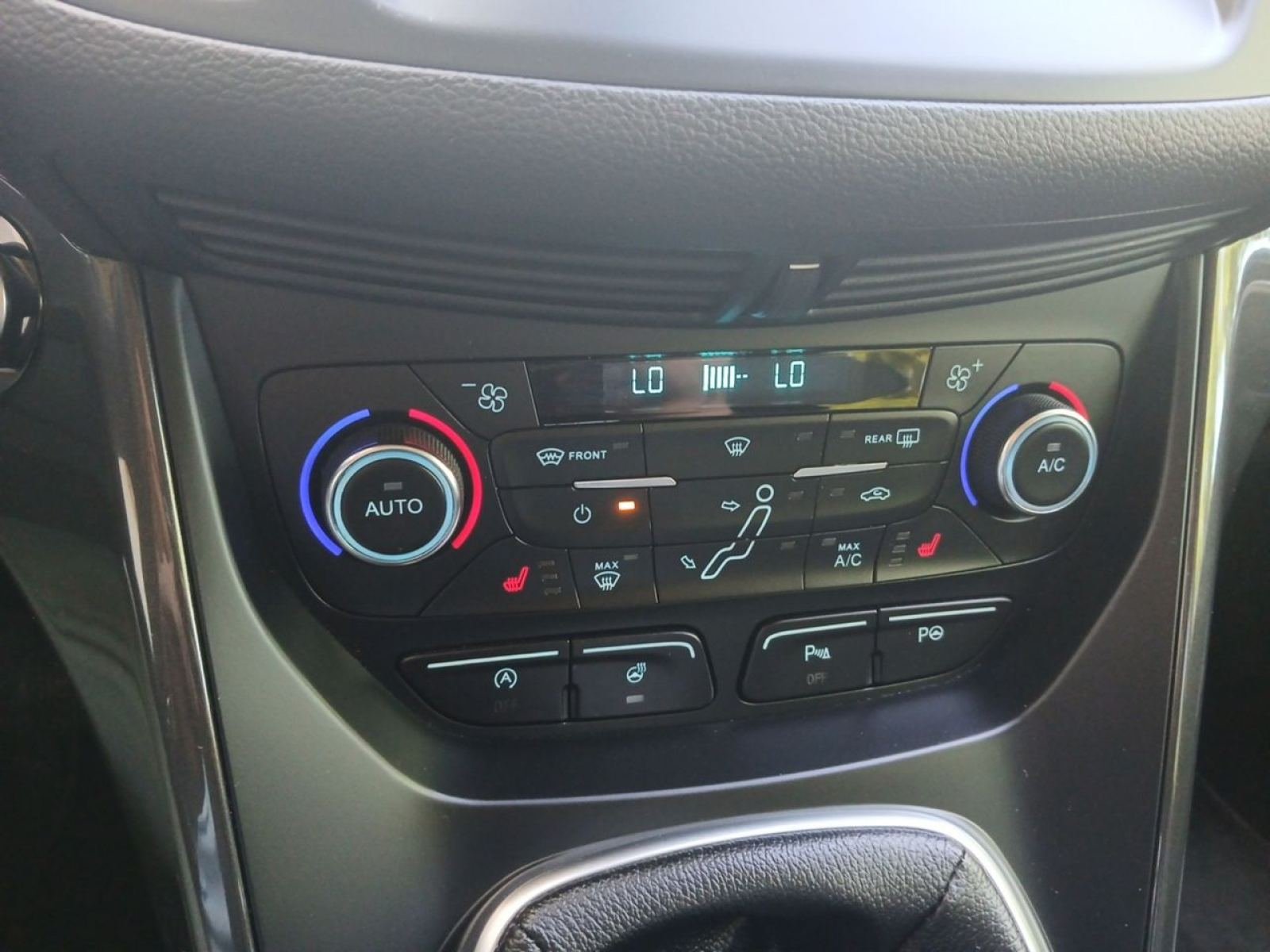 FORD C MAX 1.0 EcoBoost 92kW (125CV) Titanium 15