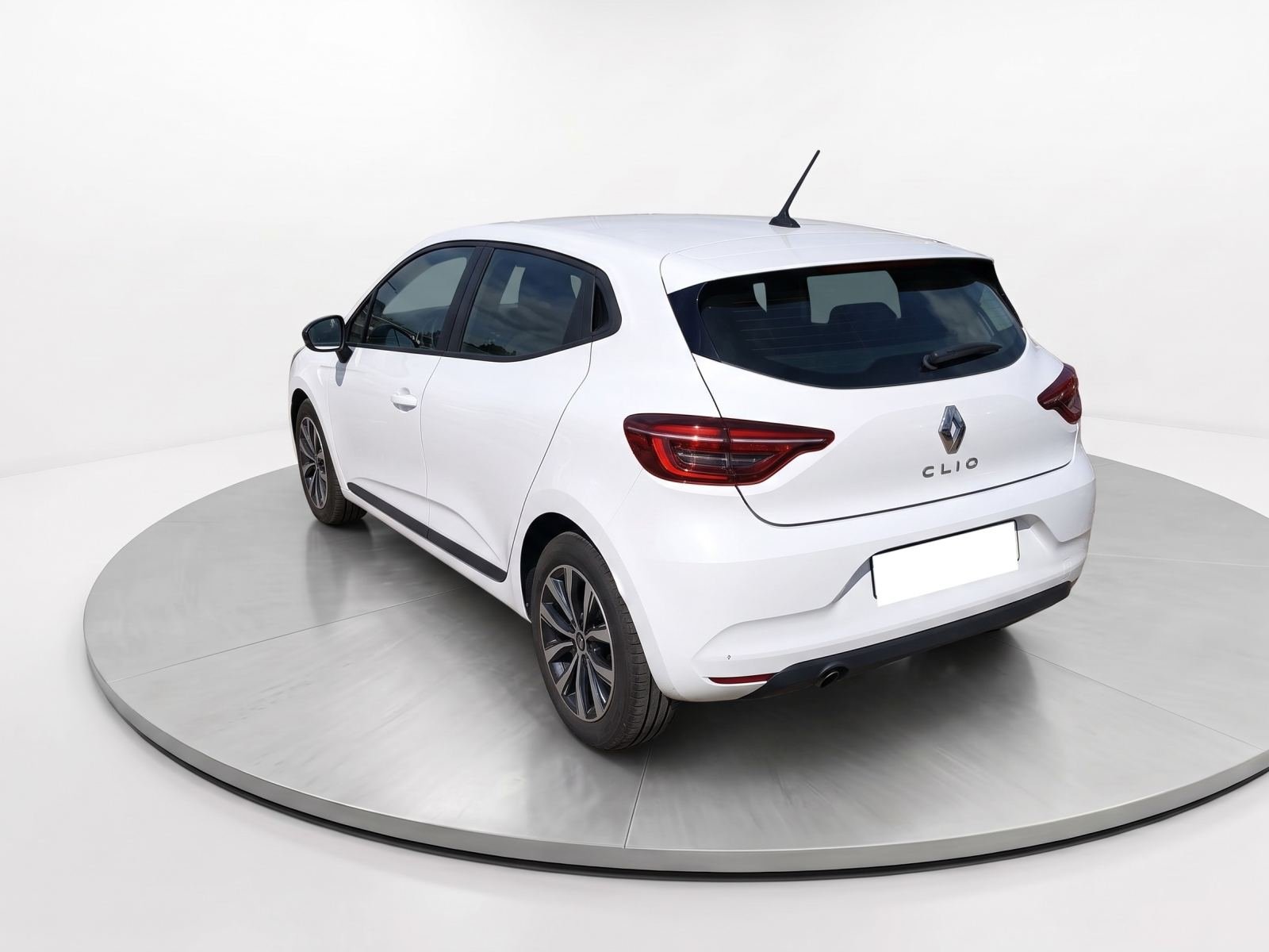 RENAULT CLIO EQUILIBRE BLUE DCI 74KW (100CV) 4