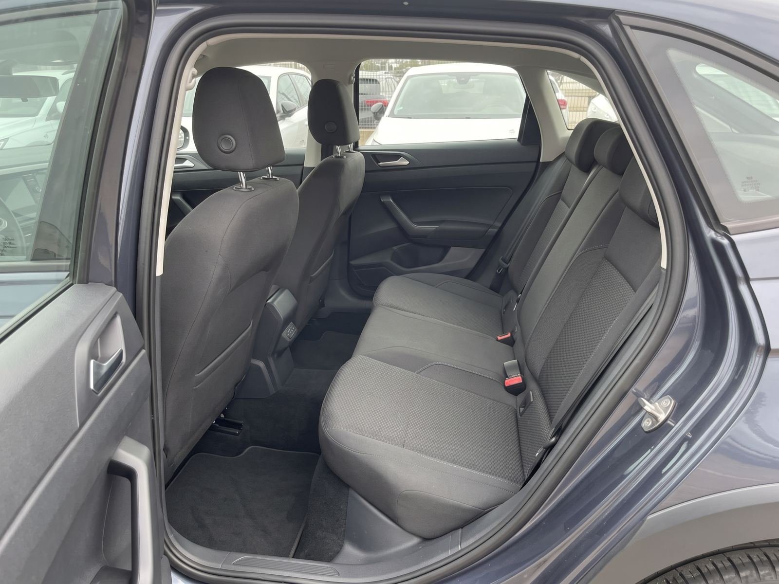 VOLKSWAGEN TAIGO 1.0 TSI 70KW LIFE (95CV) TODOTERRENO 8 