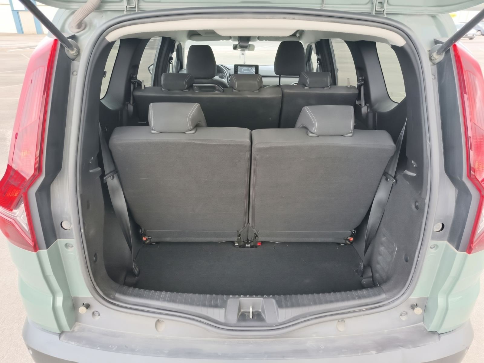 DACIA JOGGER EXTREME GO 74KW (100CV) ECO-G 11