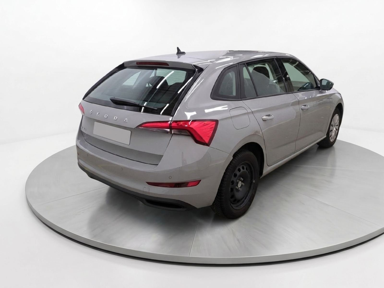 SKODA SCALA Active 1.0 TSI 95CV BVM5 E6d 4