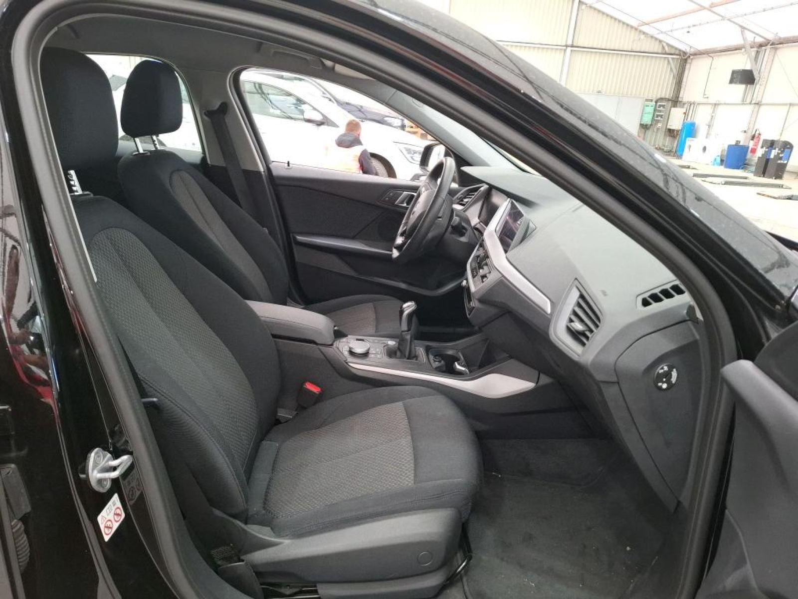 BMW SERIE 1 116i 109 CV 11